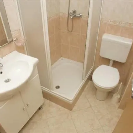 Nikolina Apartment