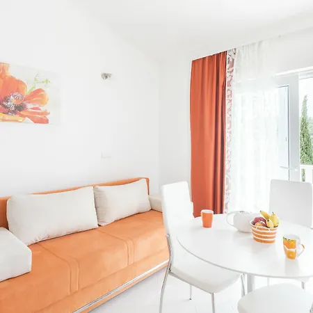 Nikolina Apartman *