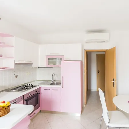 Apartament Nikolina